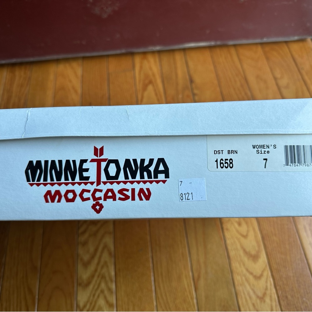 Minnetonka Women's 5-Layer Fringe Boot - image 6